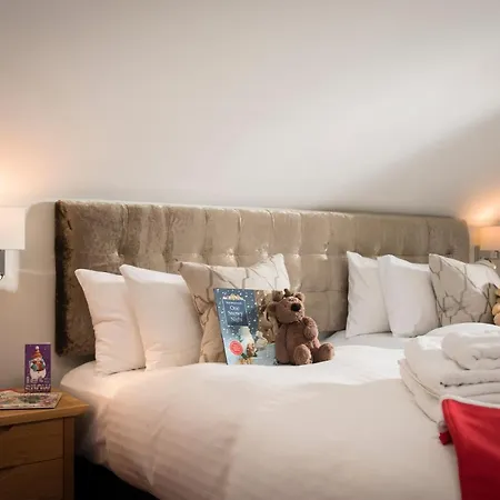 Puffin Hot Tub Lodge, 4 Bedrooms Resort, Pool,gym,bar *